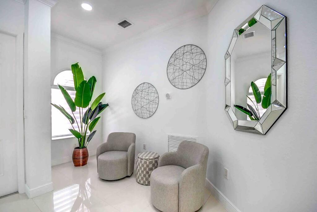 Miami 5Br Villa W Heated Pool, Games & Bbq L01 Катлер-Бей Экстерьер фото