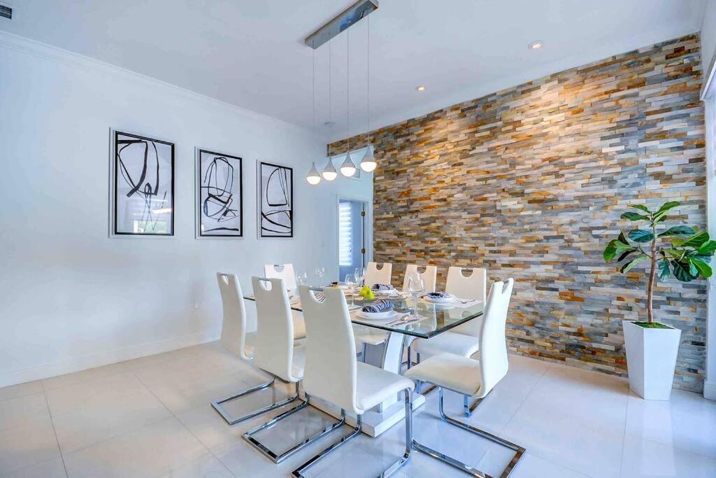 Miami 5Br Villa W Heated Pool, Games & Bbq L01 Катлер-Бей Экстерьер фото
