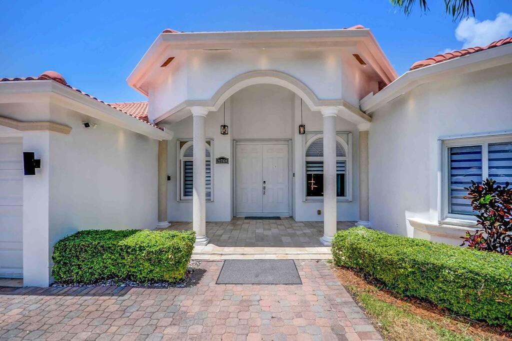 Miami 5Br Villa W Heated Pool, Games & Bbq L01 Катлер-Бей Экстерьер фото
