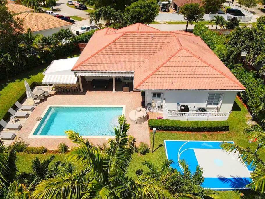 Miami 5Br Villa W Heated Pool, Games & Bbq L01 Катлер-Бей Экстерьер фото