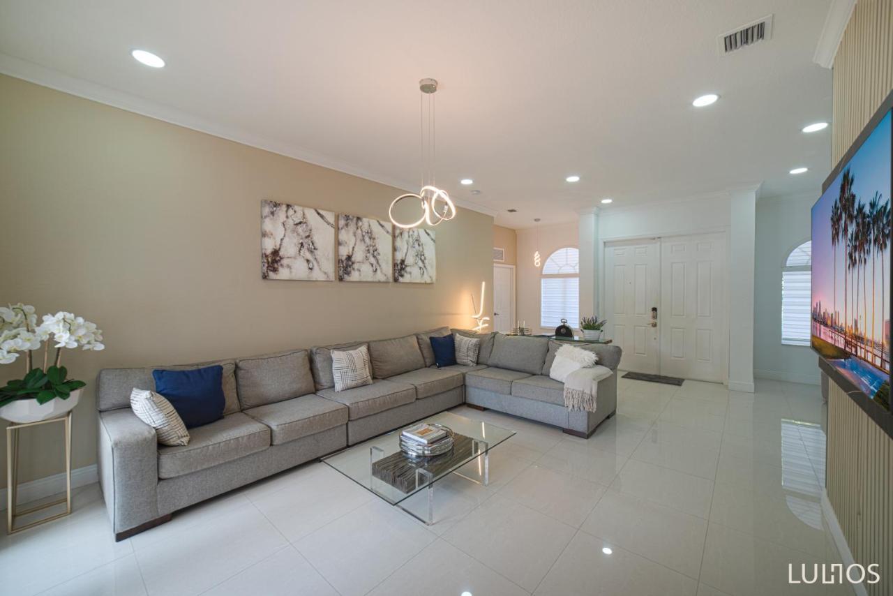 Miami 5Br Villa W Heated Pool, Games & Bbq L01 Катлер-Бей Экстерьер фото